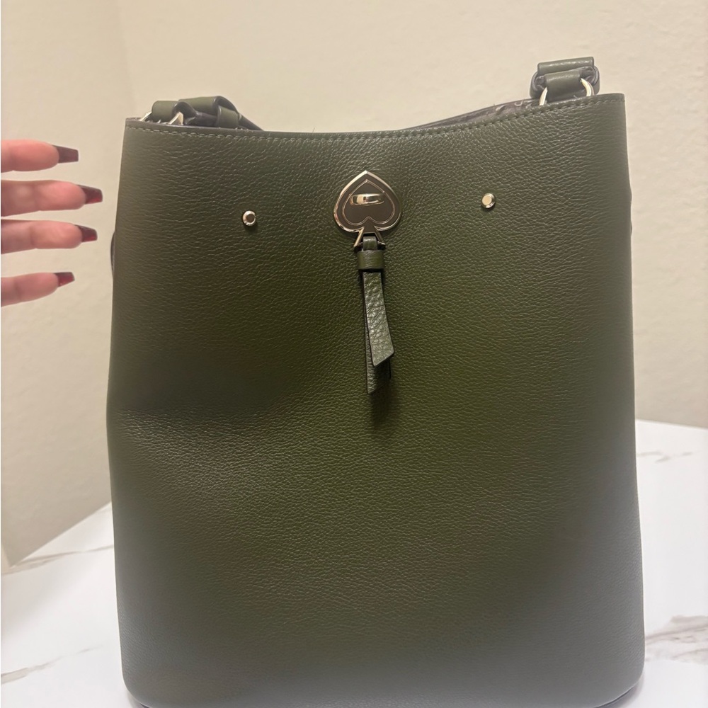 Elegant Olive Green Women's Bag